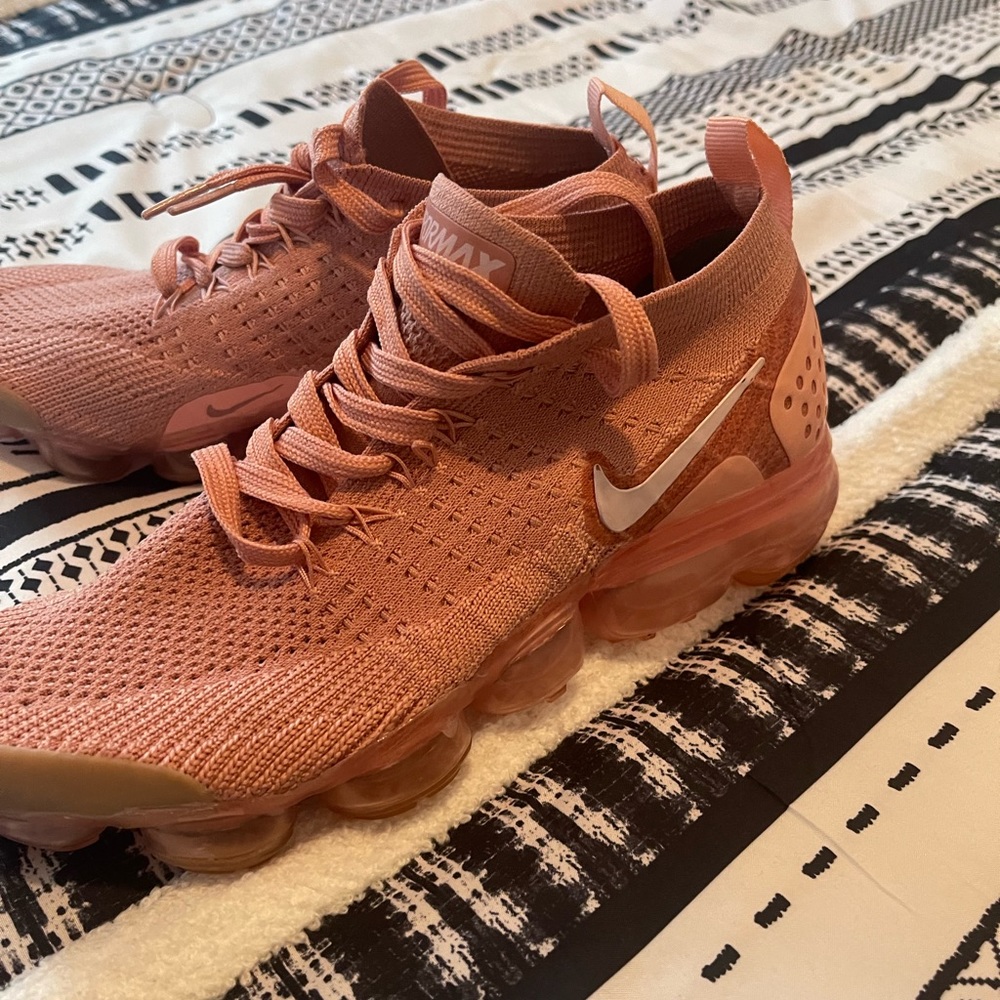 Nike Air VaporMax Flyknit 2 Rust Pink for women